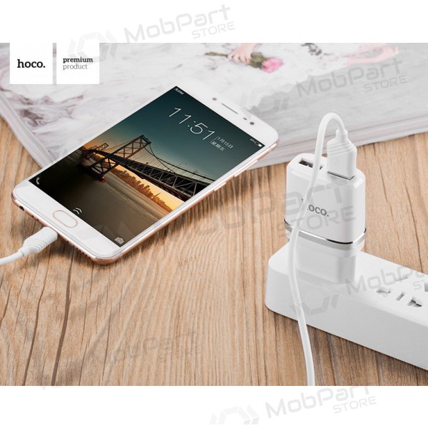 Lādētājs HOCO C12 Smart Dual USB + Lightning kabelis (5V 2.4A) (balts)